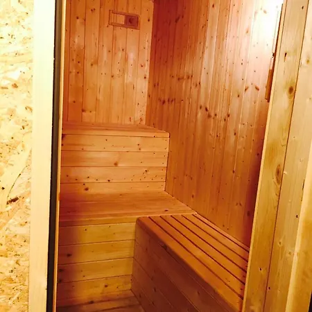 Cert Lodge Josefŭv Dŭl