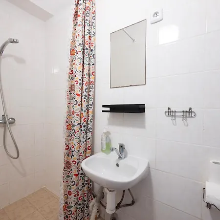 אכסניה Cert יוזפוב דול